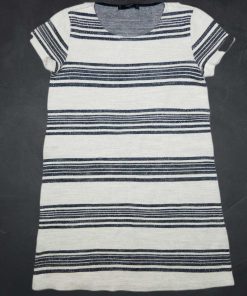 Robe-Couleur Blanche et Noire-Marque MANGO-Qualité Coton-Pour Femme-Taille XS-Style Moderne-Ref:DEC202113007