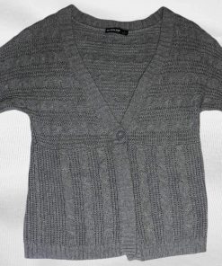 Pull-Couleur Grise-Marque COLOURS OF THE WORLD-Qualité 100%Coton-Pour Femme-Taille De 40 à 42-Style Tapis-Ref:DEC202113015