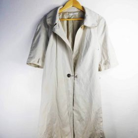 Manteau-Couleur Belge-Marque BOTTEGA VENETA-Qualité Nylon-Pour Femme-Taille M-Style Vintage-Ref:1050813